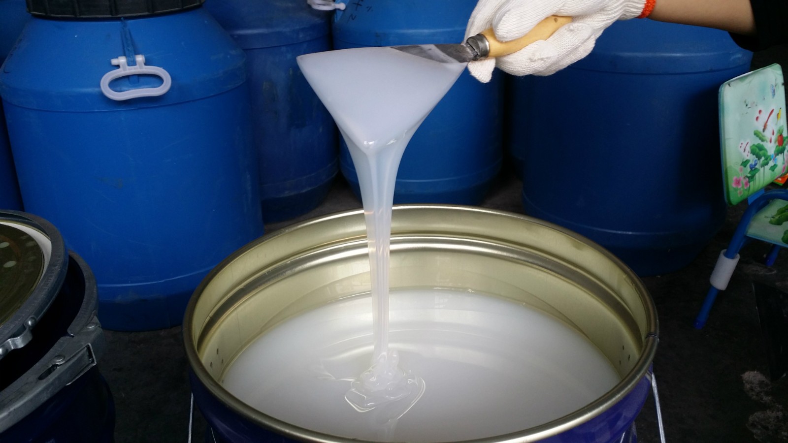 工業(yè)級(jí)模具硅膠膨脹怎么辦 ？