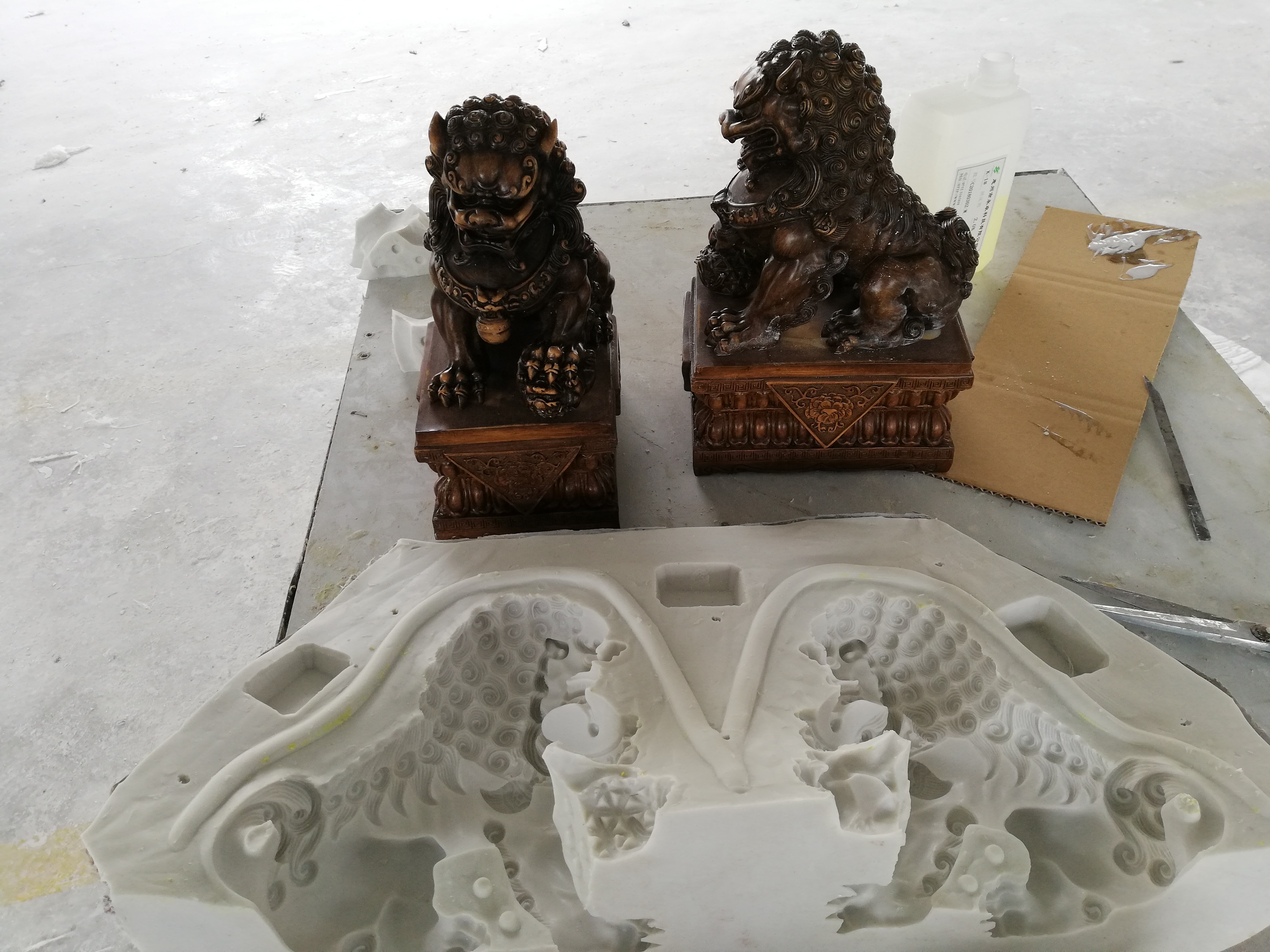 模具硅膠翻模樹(shù)脂工藝品出現(xiàn)燒模情況怎么辦 ？