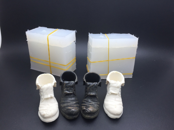 導(dǎo)致模具硅膠產(chǎn)品不耐酸堿不耐老化的原因是什么？